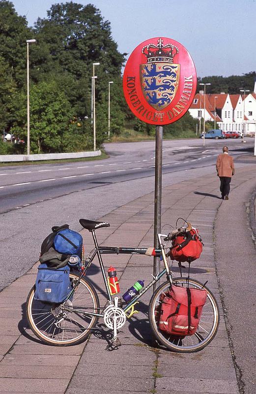 WT 1800 244-15 Denmark.jpg